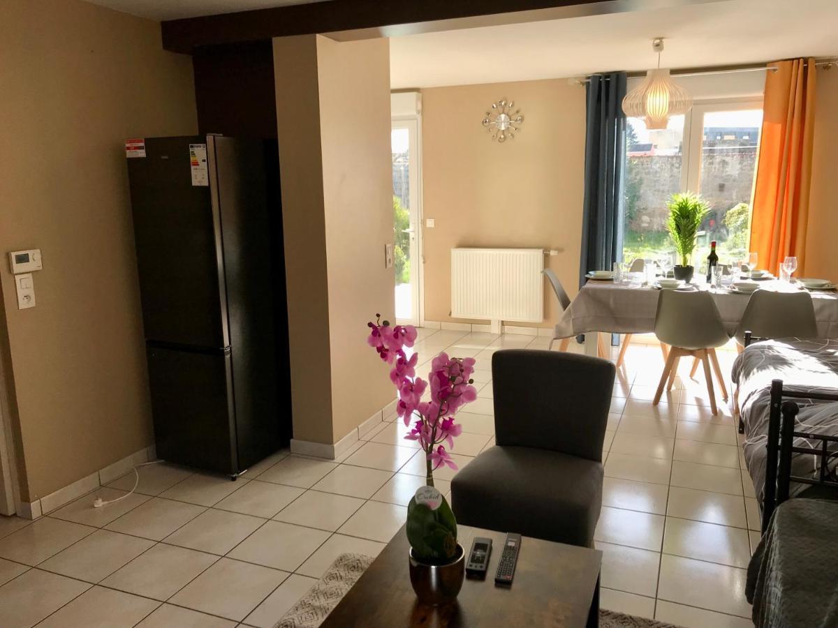 Agreable Maison Proche Gare Avec Parking Gratuit Льо Ман Екстериор снимка