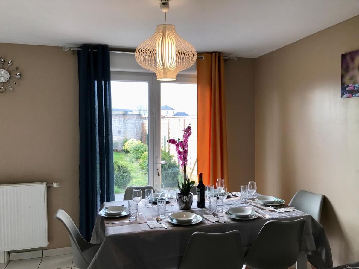 Agreable Maison Proche Gare Avec Parking Gratuit Льо Ман Екстериор снимка