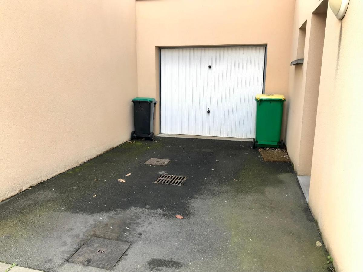 Agreable Maison Proche Gare Avec Parking Gratuit Льо Ман Екстериор снимка